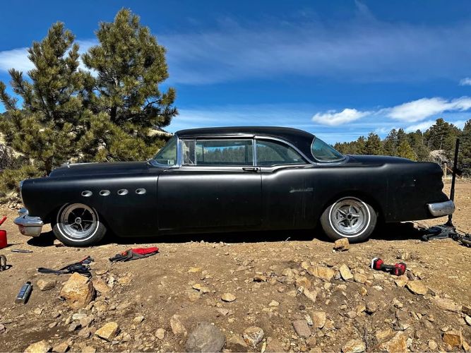 Buick-Roadmaster-1954-Black-9