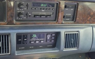 Buick-Roadmaster-1993-11