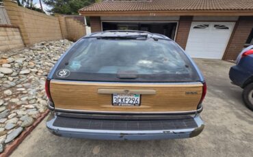 Buick-Roadmaster-1993-4