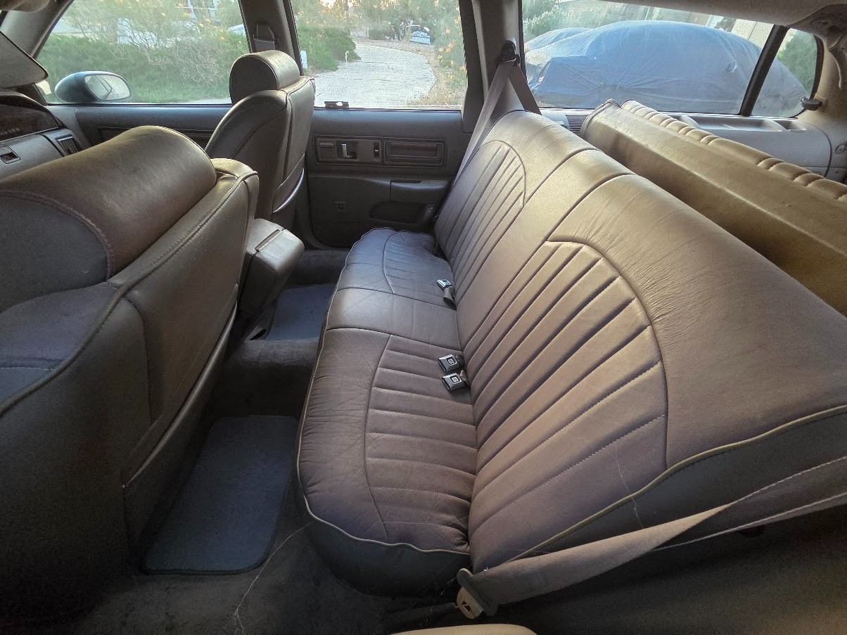 Buick-Roadmaster-1993-Wagon-23
