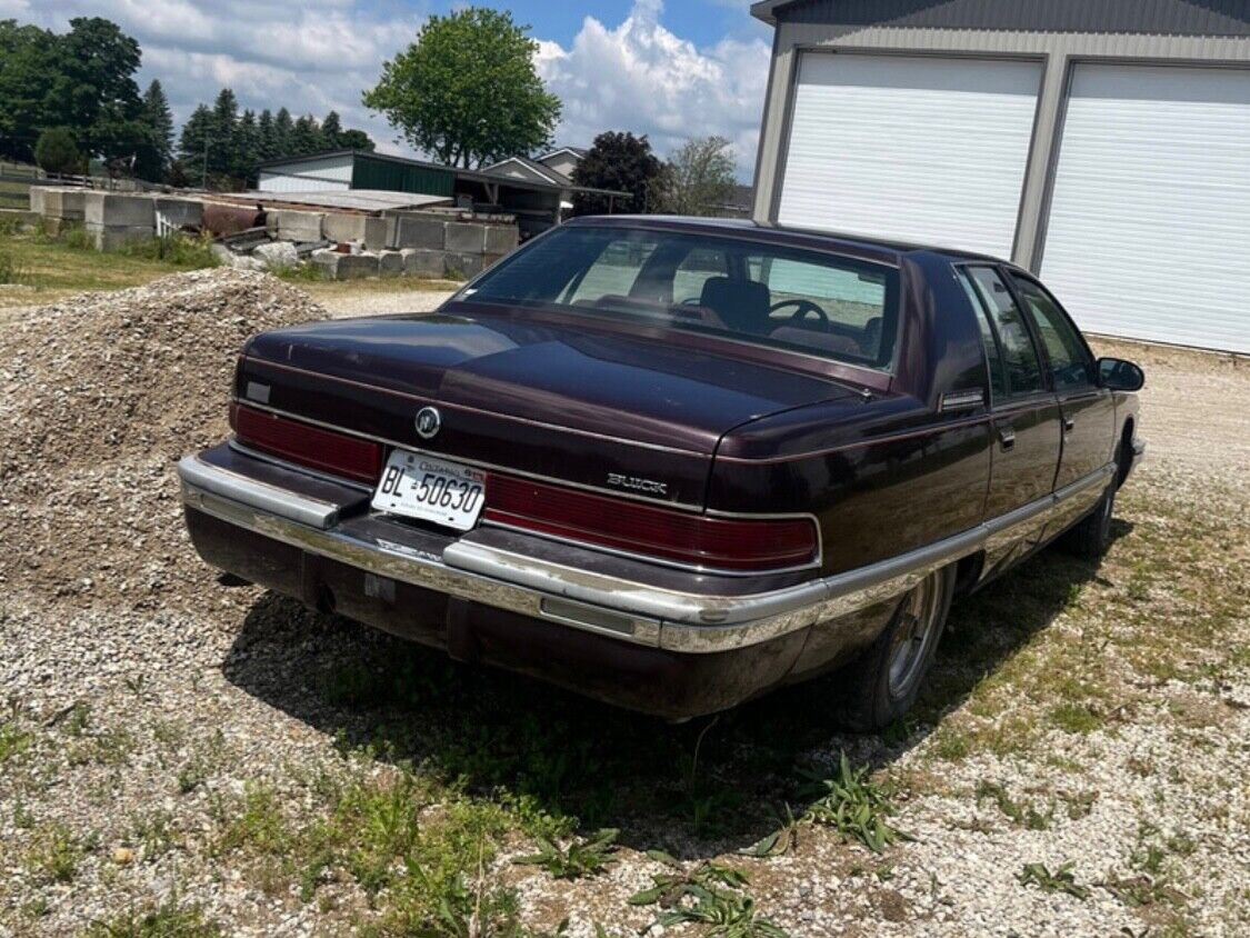 Buick-Roadmaster-1996-1