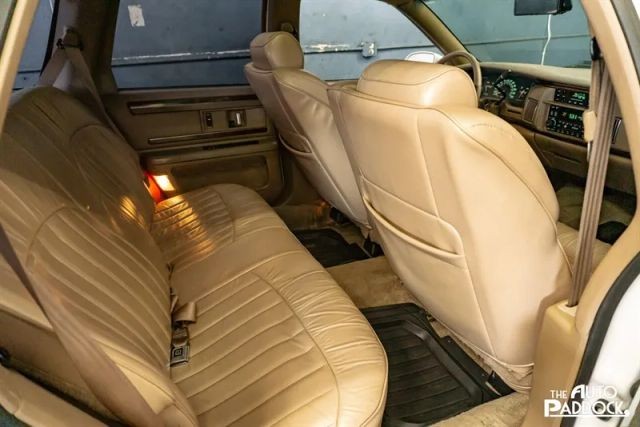 Buick-Roadmaster-1996-Wagon-19