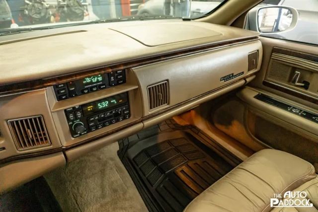 Buick-Roadmaster-1996-Wagon-24