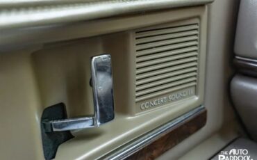 Buick-Roadmaster-1996-Wagon-29