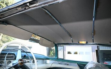 Buick-Roadmaster-sedan-1955-Tan-Green-33