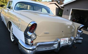 Buick-Roadmaster-sedan-1955-Tan-Green-5