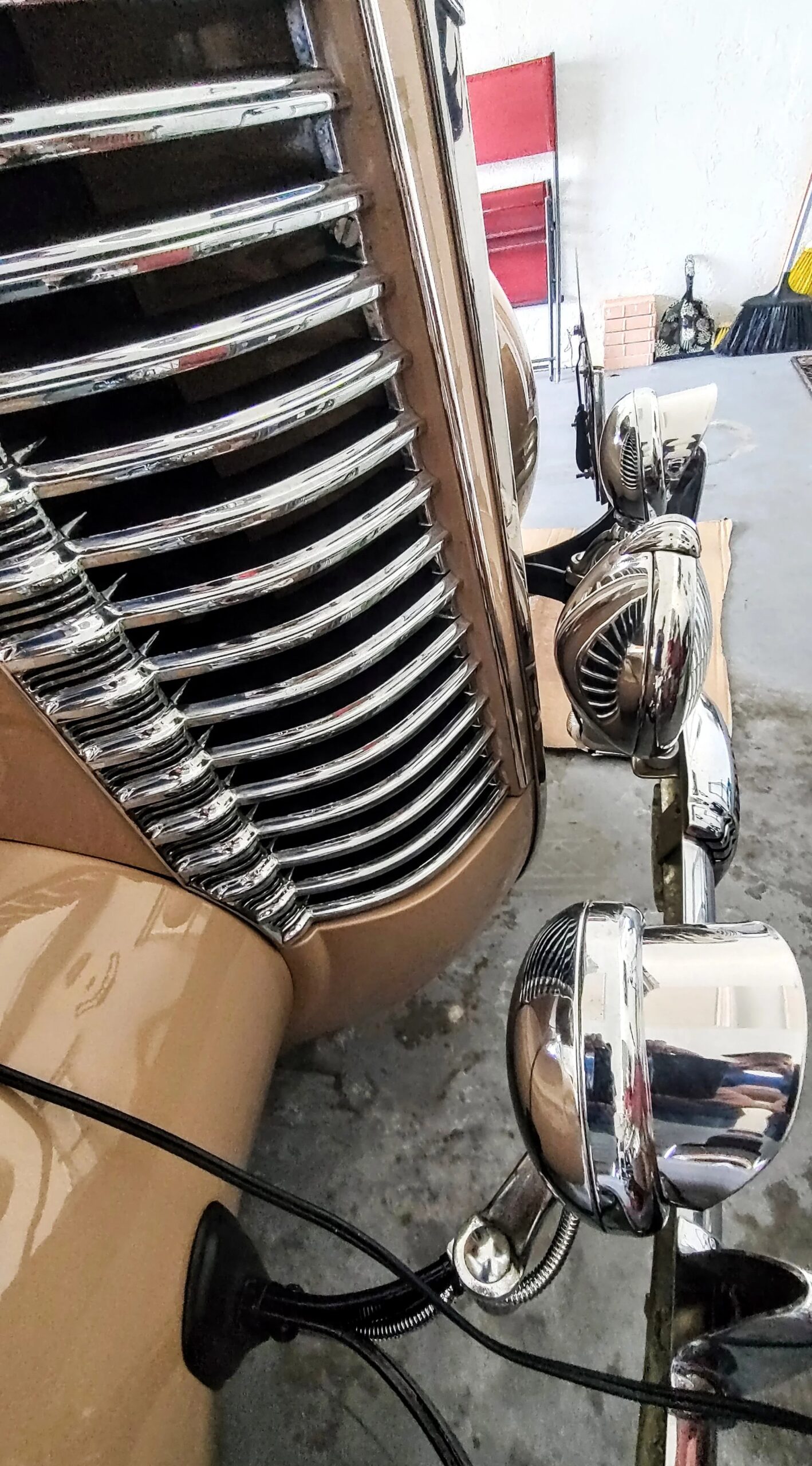 Buick-Series-40-1938-Beige-Beige-12
