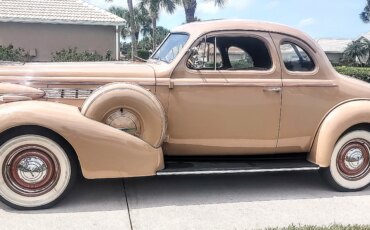 Buick-Series-40-1938-Beige-Beige-13