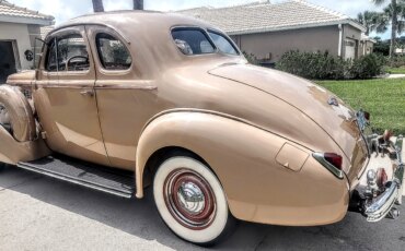 Buick-Series-40-1938-Beige-Beige-18