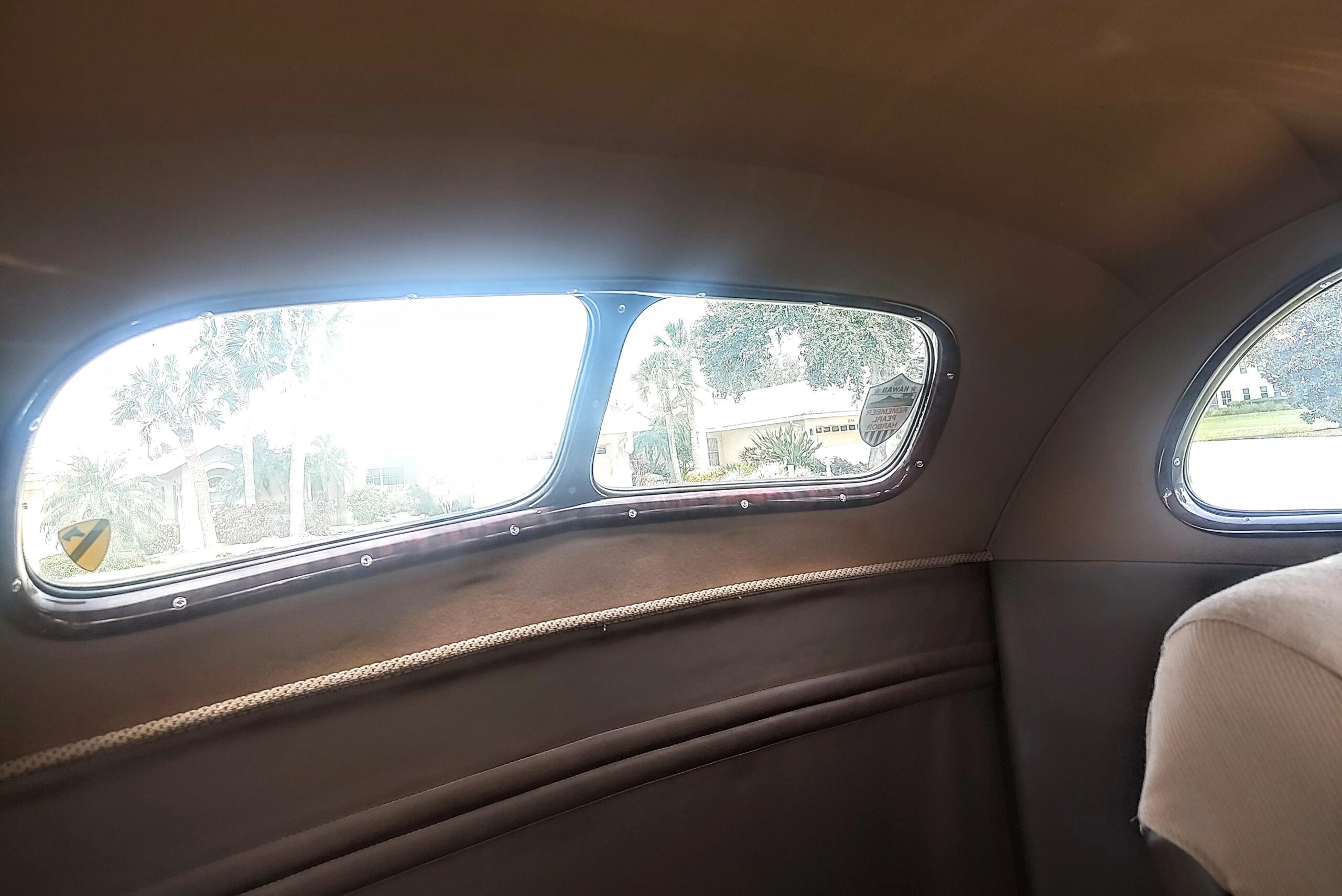 Buick-Series-40-1938-Beige-Beige-32
