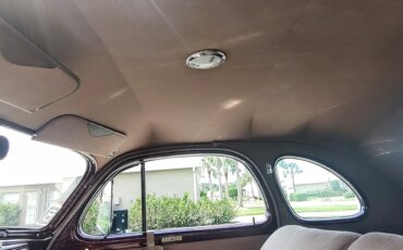 Buick-Series-40-1938-Beige-Beige-35