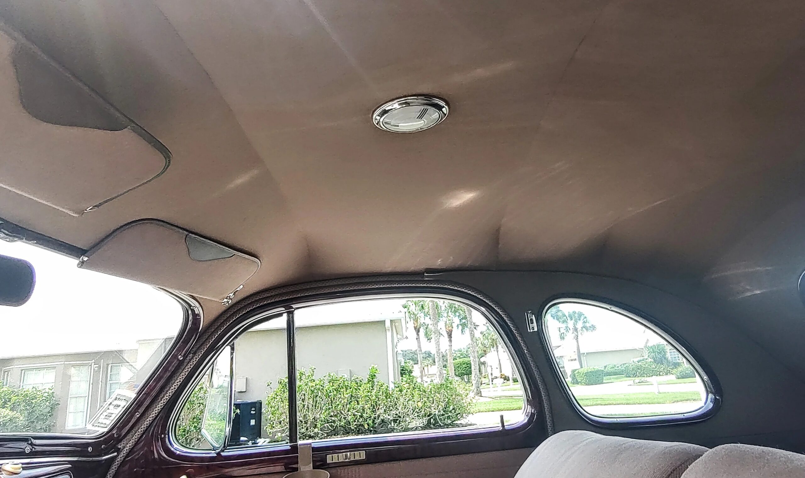 Buick-Series-40-1938-Beige-Beige-35