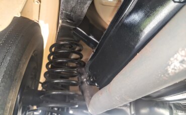 Buick-Series-40-1938-Beige-Beige-42