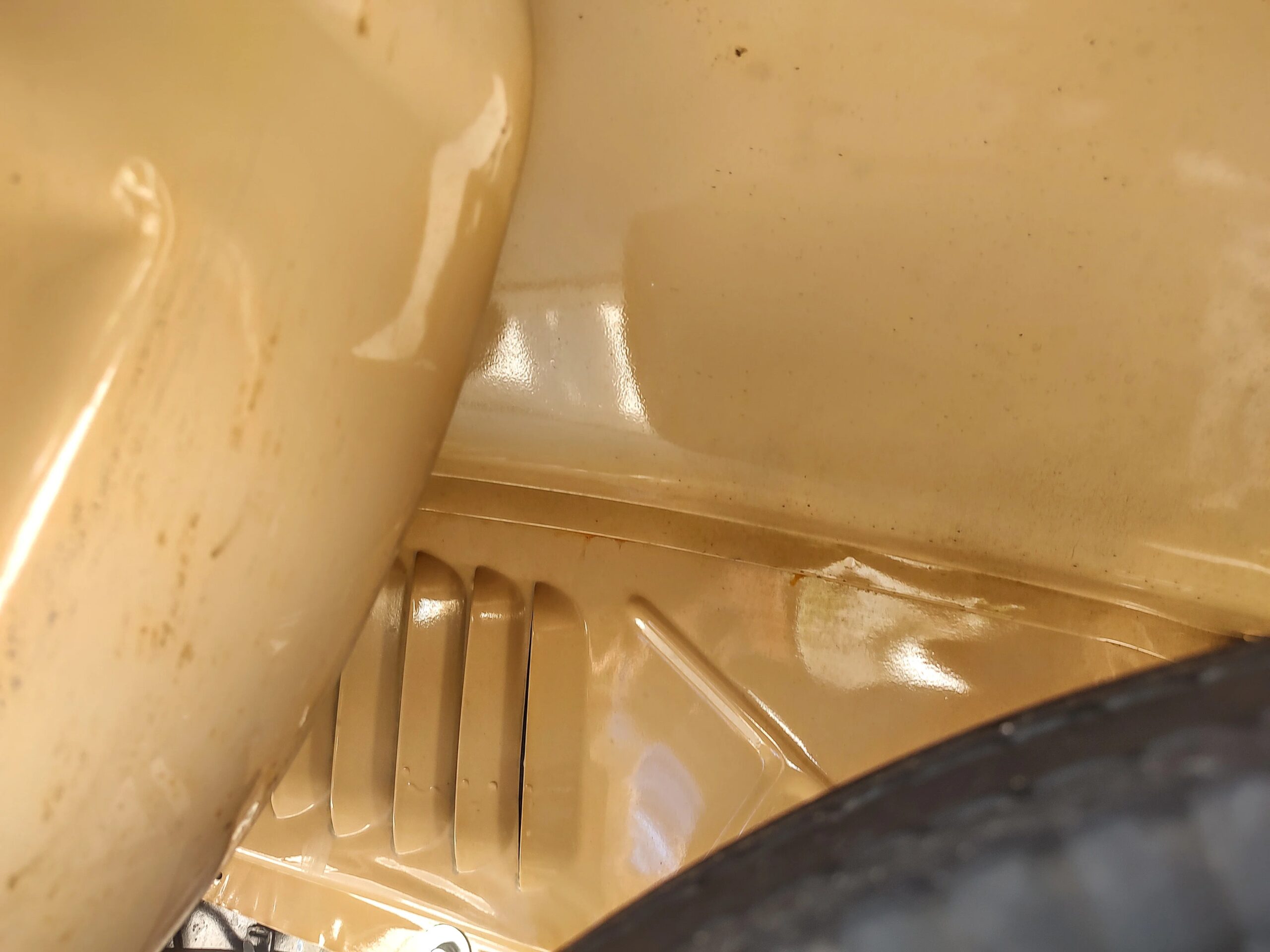 Buick-Series-40-1938-Beige-Beige-47