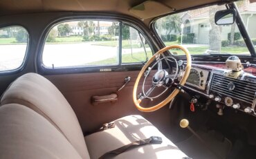 Buick-Series-40-1938-Beige-Beige-57