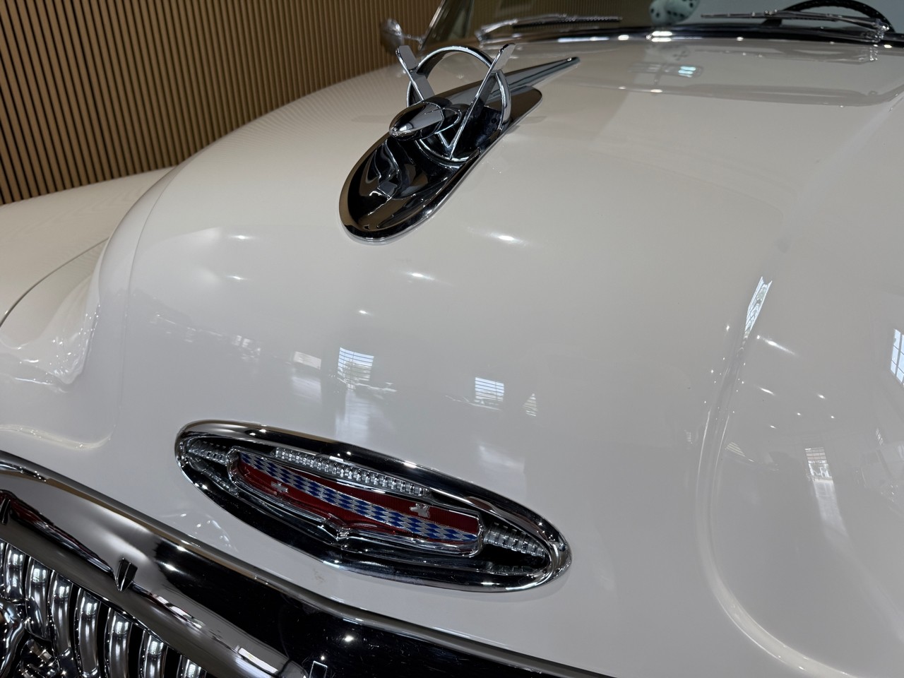Buick-Skylark-1953-Classic-Car-11