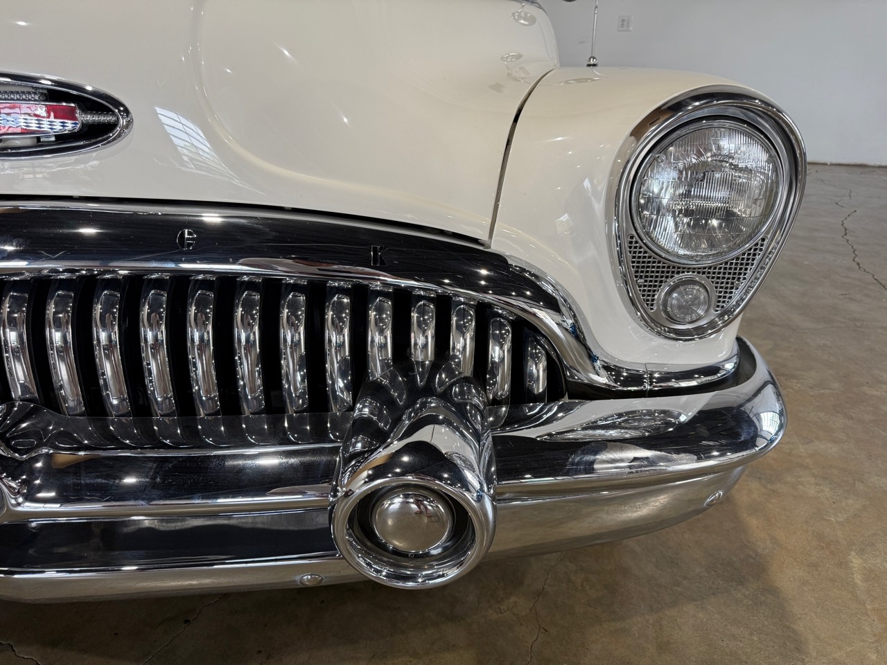 Buick-Skylark-1953-Classic-Car-13