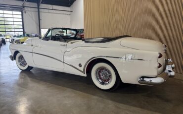 Buick-Skylark-1953-Classic-Car-22