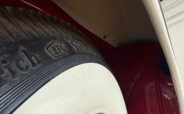 Buick-Skylark-1953-Classic-Car-29