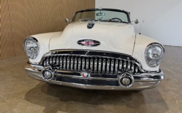 Buick-Skylark-1953-Classic-Car-3