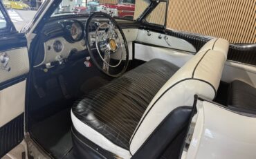 Buick-Skylark-1953-Classic-Car-31