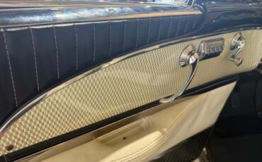 Buick-Skylark-1953-Classic-Car-33