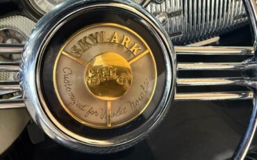 Buick-Skylark-1953-Classic-Car-36