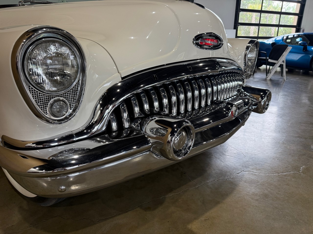 Buick-Skylark-1953-Classic-Car-8