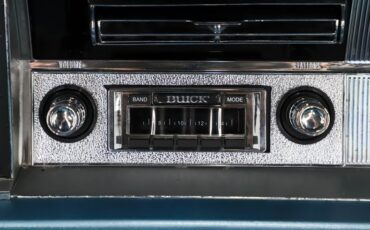 Buick-Skylark-1965-Astro-Blue-Blue-35