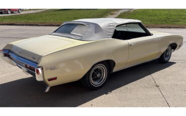 Buick-Skylark-1970-Creme-Tan-10
