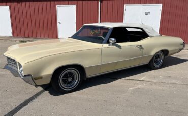 Buick-Skylark-1970-Creme-Tan-21