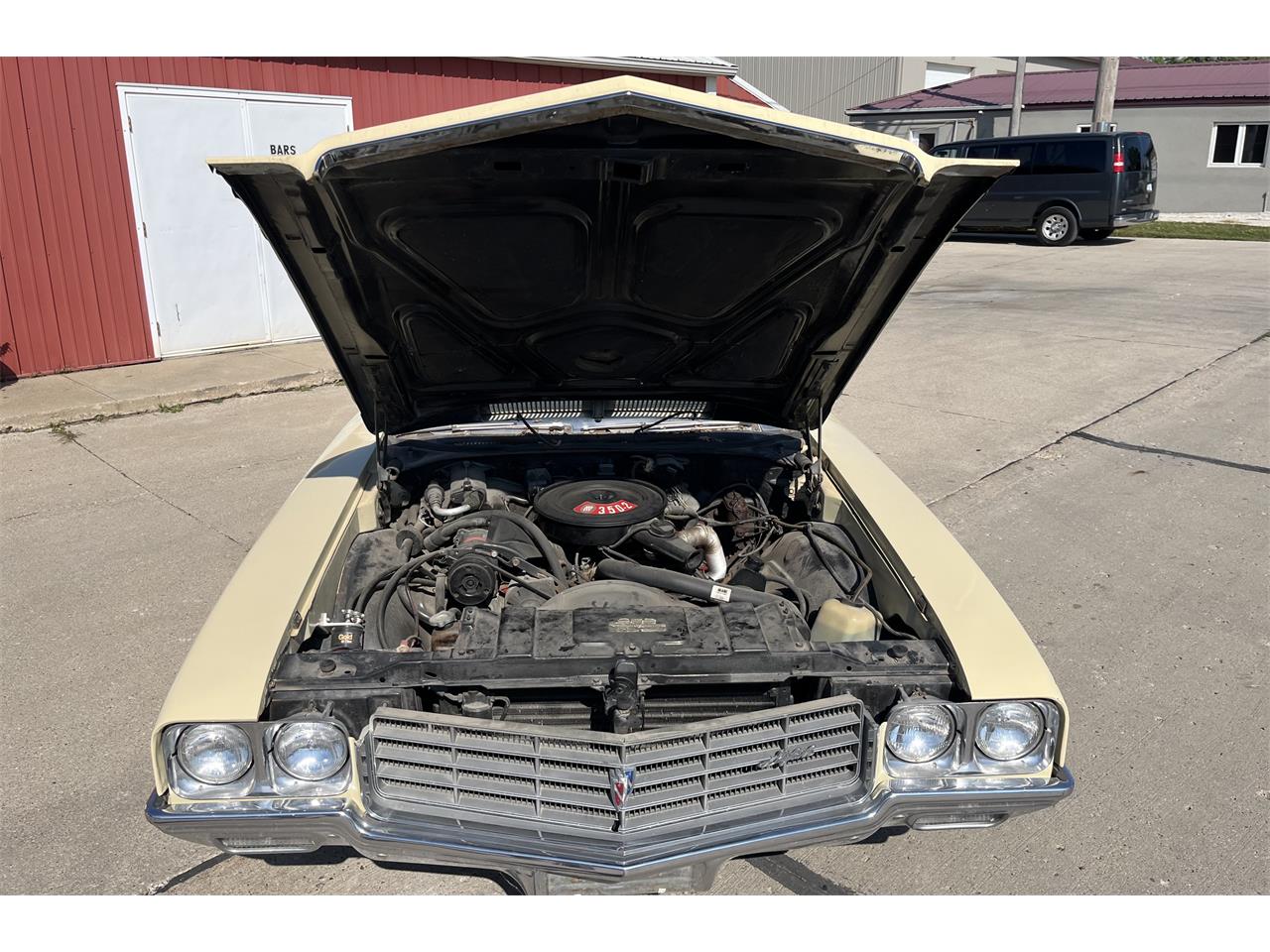 Buick-Skylark-1970-Creme-Tan-24