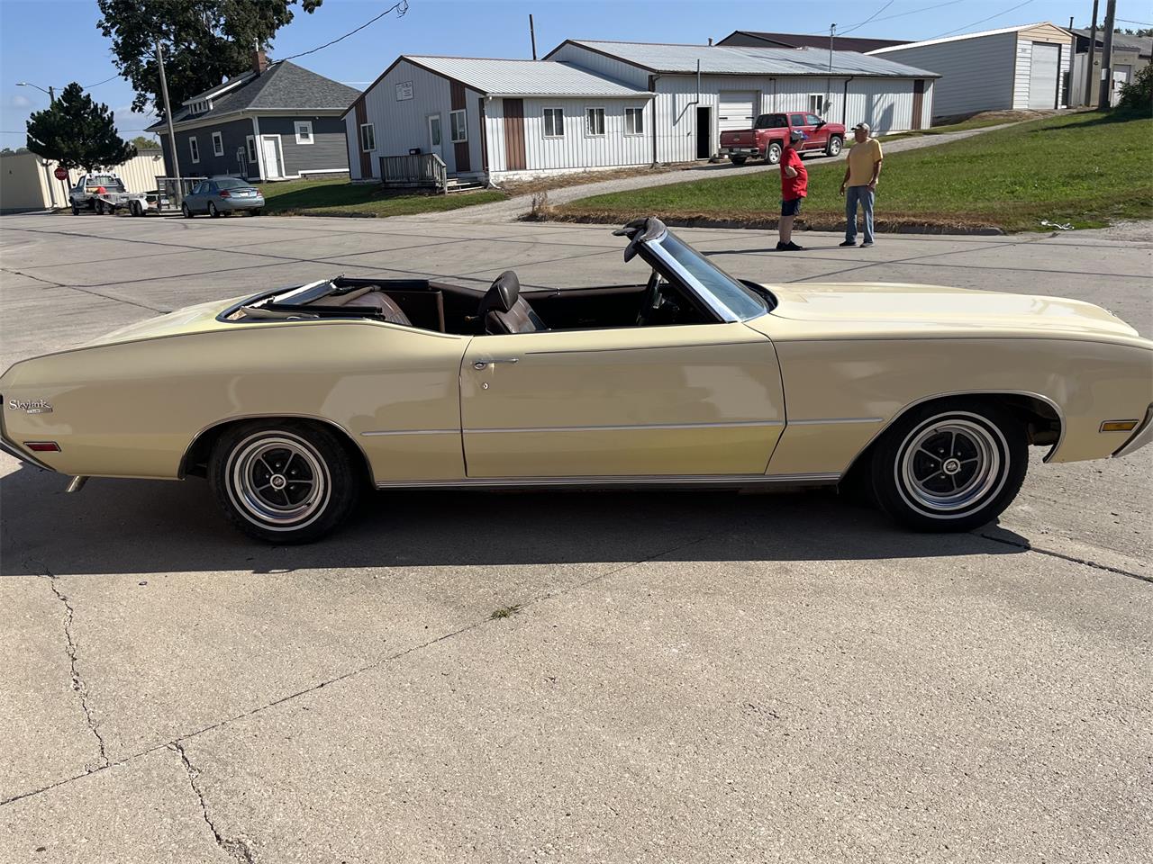 Buick-Skylark-1970-Creme-Tan-5
