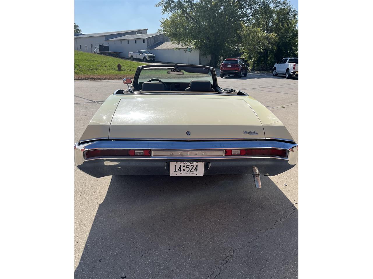 Buick-Skylark-1970-Creme-Tan-6