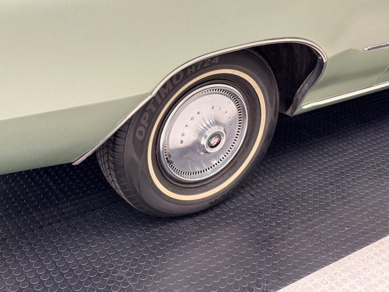 Buick-Skylark-1971-Silver-Fern-Green-17