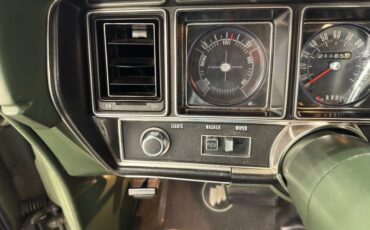Buick-Skylark-1971-Silver-Fern-Green-46