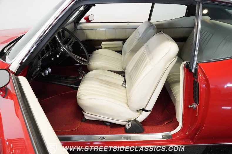 Buick-Skylark-1972-Fire-Red-White-35