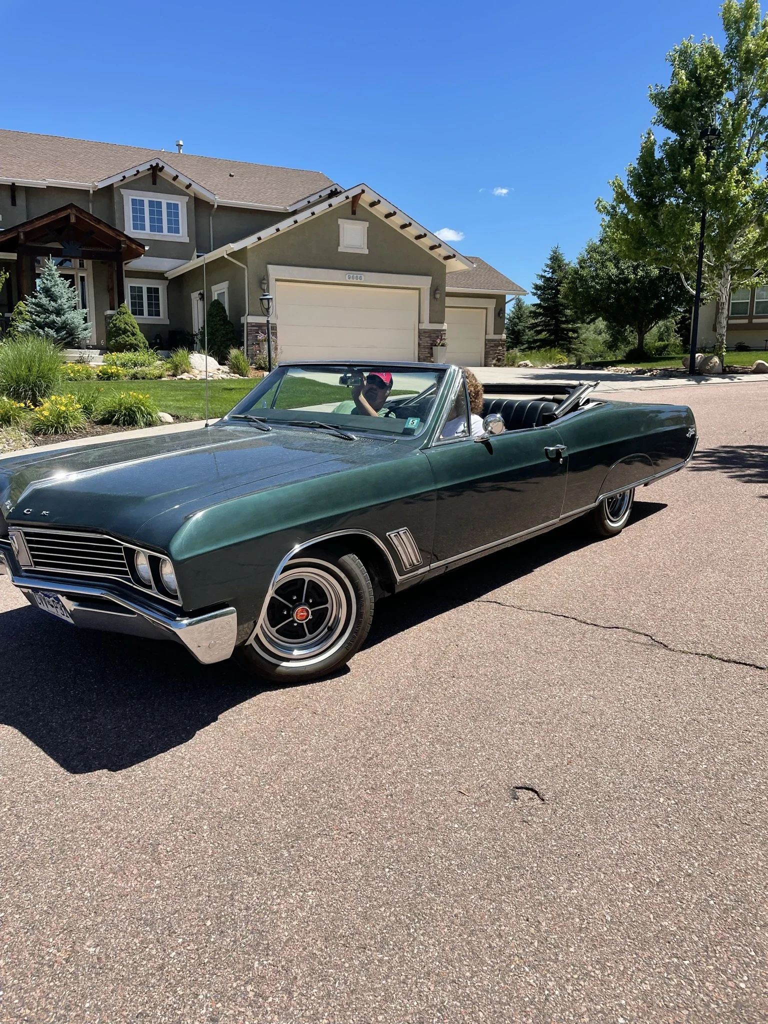 Buick-Skylark-convertible-1967-Black-25