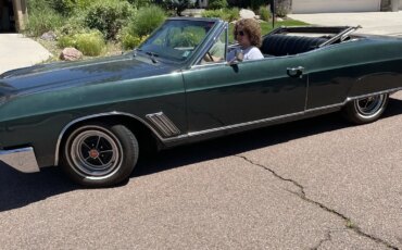 Buick-Skylark-convertible-1967-Black-26