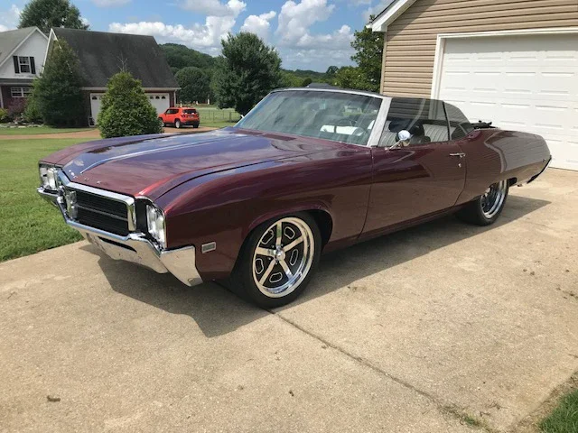 Buick-Skylark-convertible-1969-Burgundy-Black-22