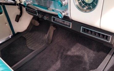 Buick-Special-1952-Custom-Custom-11