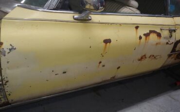 Buick-centurion-1972-yellow-15