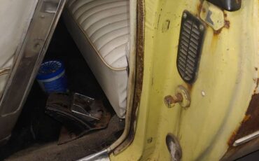 Buick-centurion-1972-yellow-17