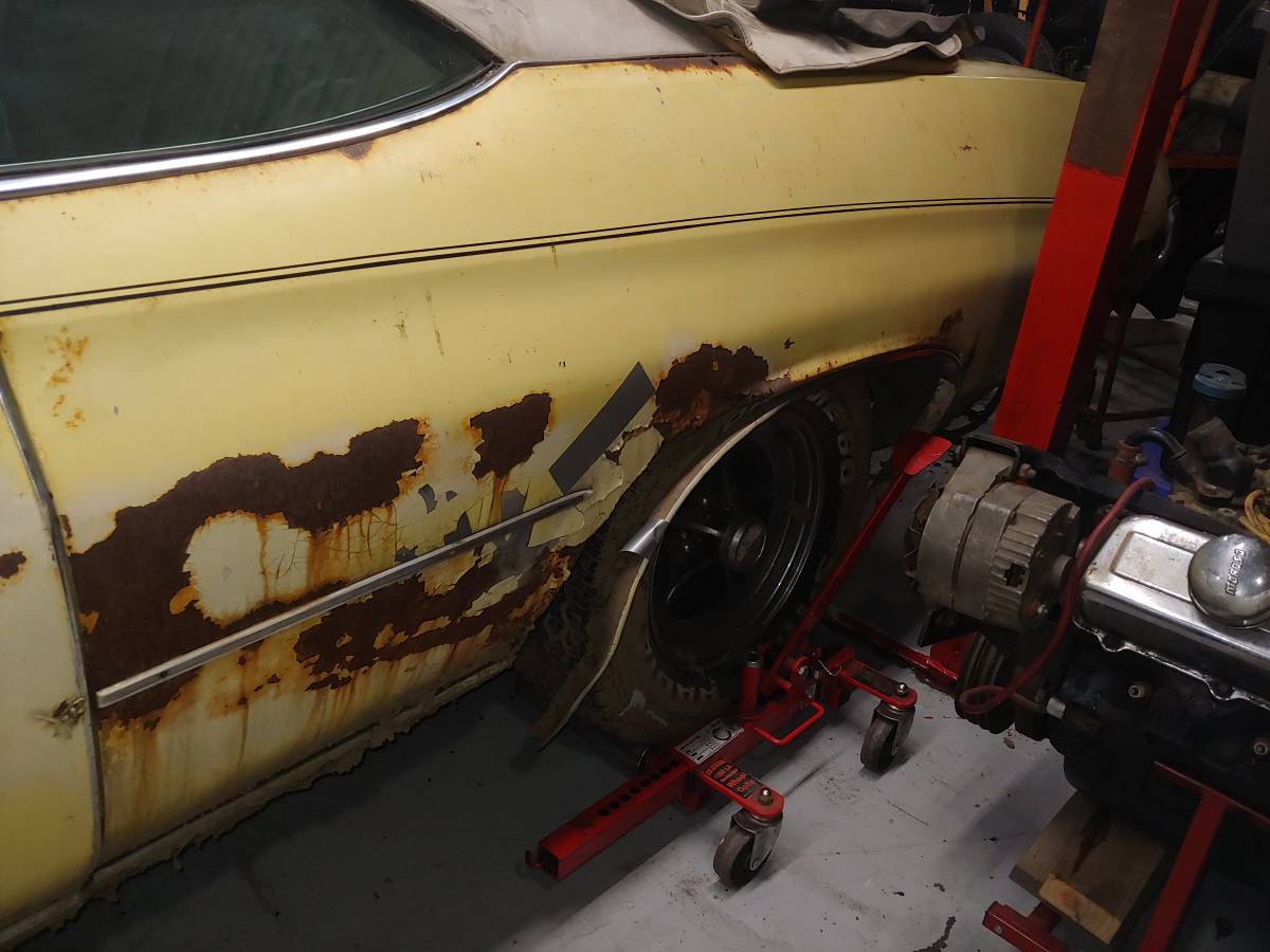 Buick-centurion-1972-yellow-18