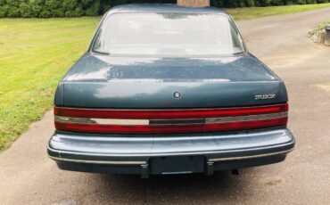 Buick-century-1994-green-10