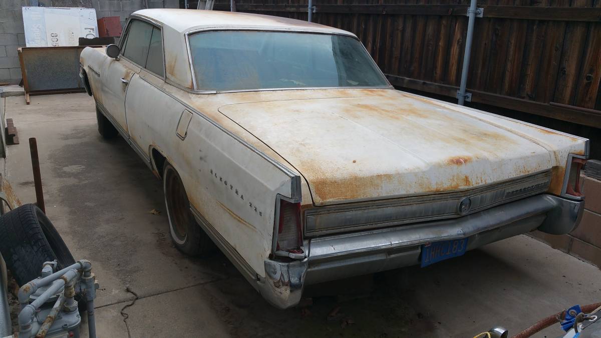 Buick-electra-2-door-hardtop-1964-3