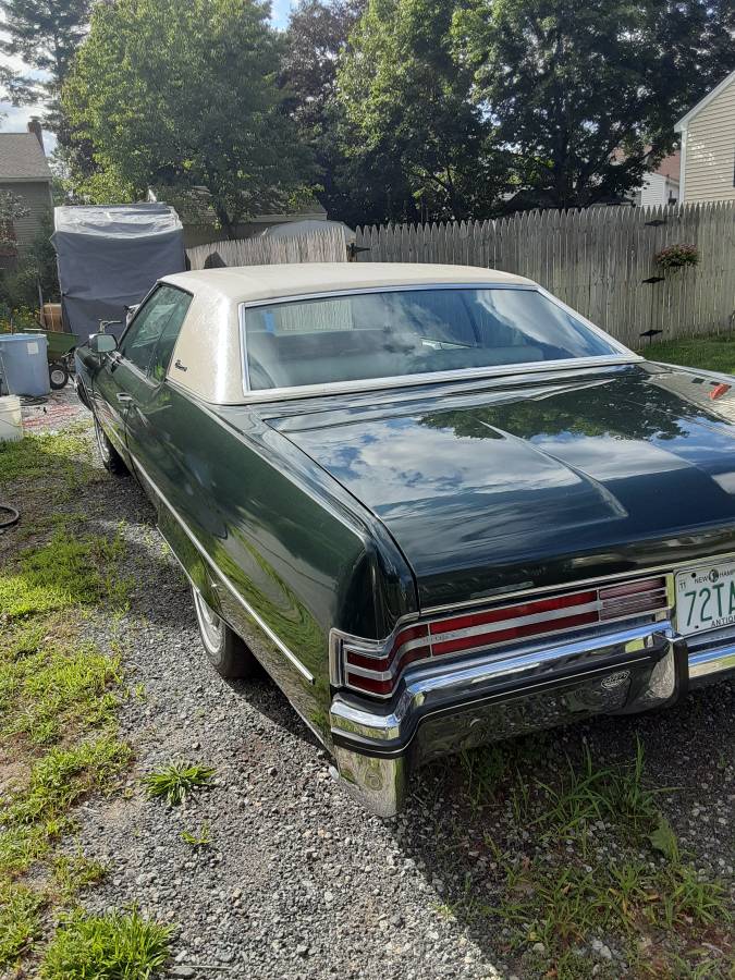 Buick-electra-225-1972-green-2