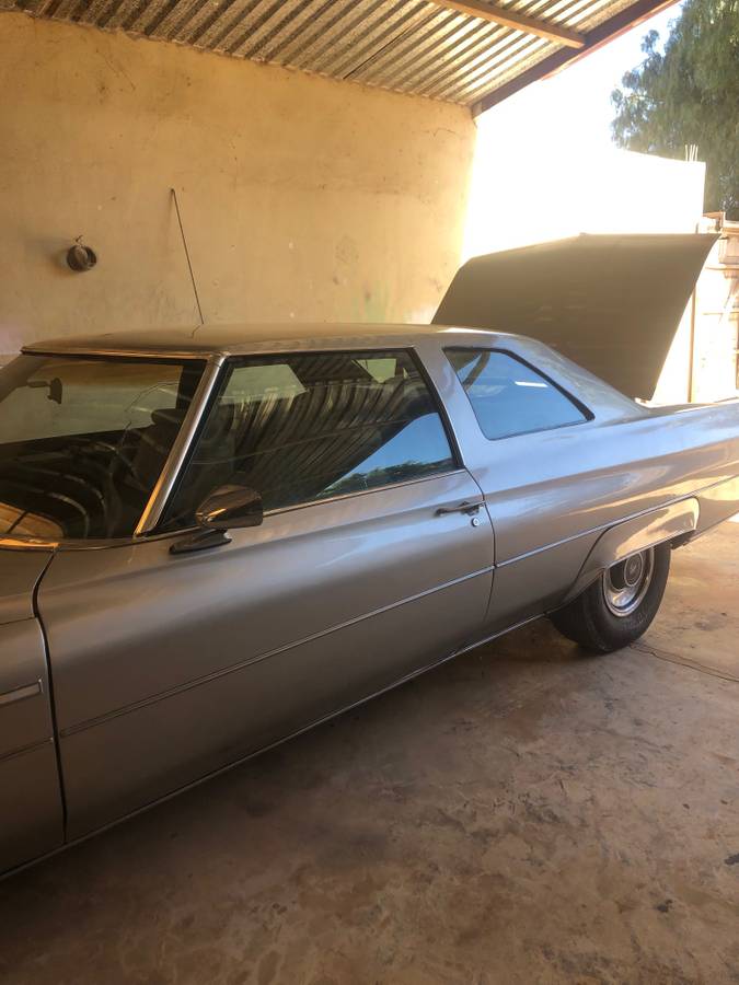 Buick-electra-225-1975-silver