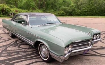 Buick-electra-225-custom-1965-green-2
