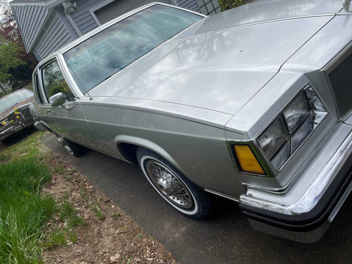 Buick-encore-1985-11